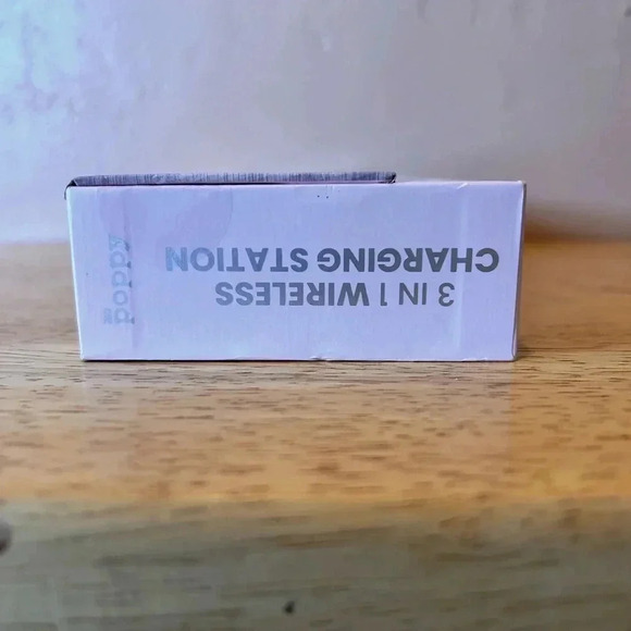 3 IN 1 WIRELESS CHARGING STATION BY XO POPPY. WIRELESS. PHONE, WATCH, EARBUDS!! - Picture 9 of 16